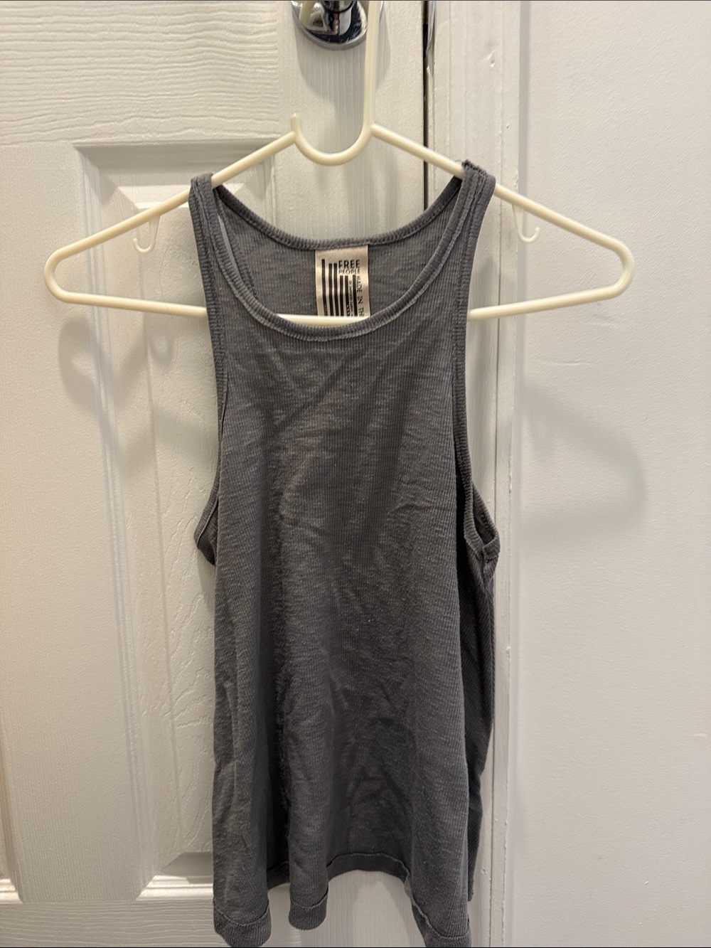Free People Gray Ribbed Scoop Tank. Size xs